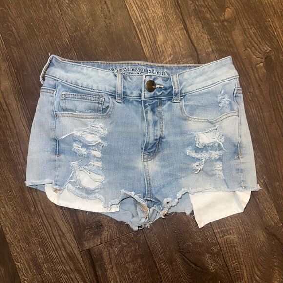 American Eagle destroyed cutoff 2 hi-rise shortie shorts - Picture 1 of 3